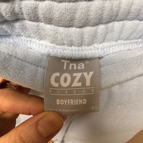 Aritzia TNA Cozy Fleece Perfect Micro Skirt - Picture 4 of 6